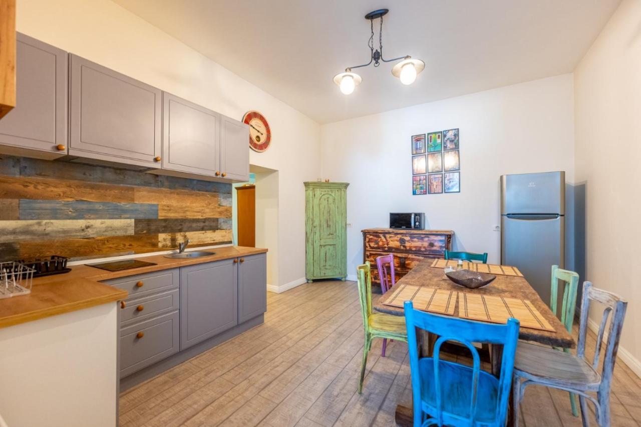 Cozyflat In The Central 아라드 외부 사진